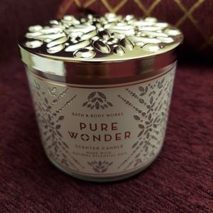 Pure wonder candle by bath and body works